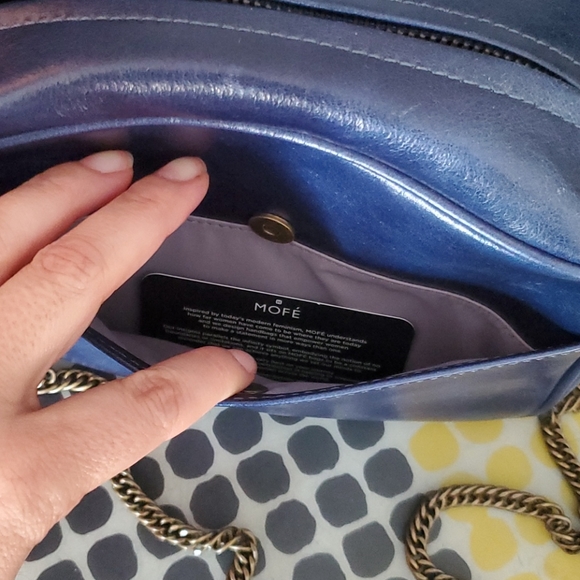 Handbag - Picture 4 of 5